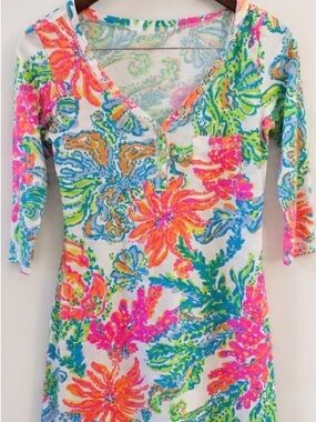 Lilly Pulitzer Pima Cotton Tropical Floral Henley Top Size XX-Small 3/4 Sleeve
